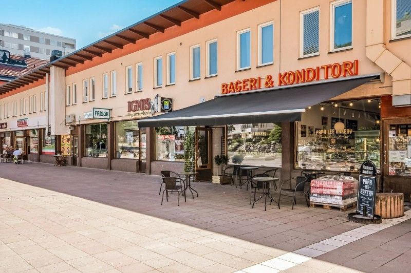 Installation av UV Lampor & ozonaggregat till restaurang. Östermalm, Storängsbotten